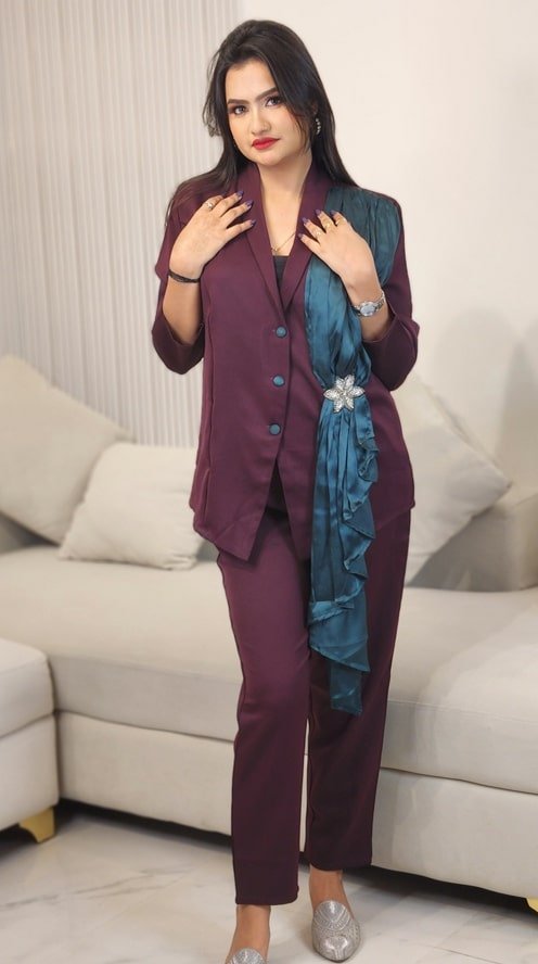 Designer Single-Breasted Blazers and Pants Co-Ord Set