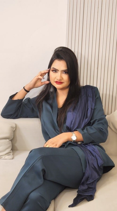 Designer Single-Breasted Blazers and Pants Co-Ord Set