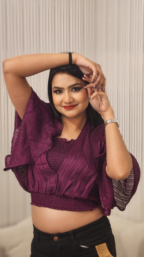 Women Solid V-Neck Georgette Shrug Style with Smocked inner Crop Top