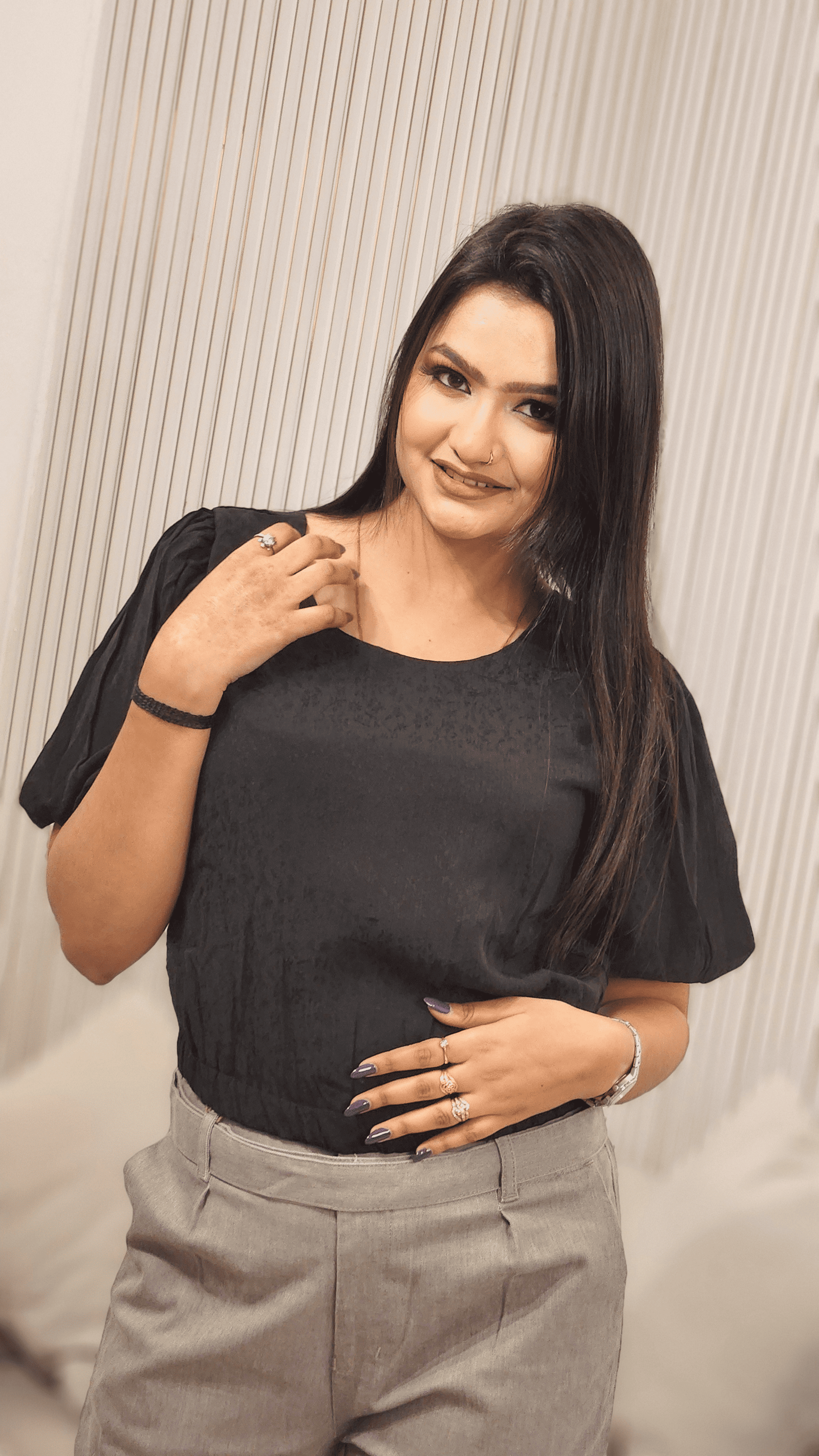 Women Solid Round Neck Crop Top