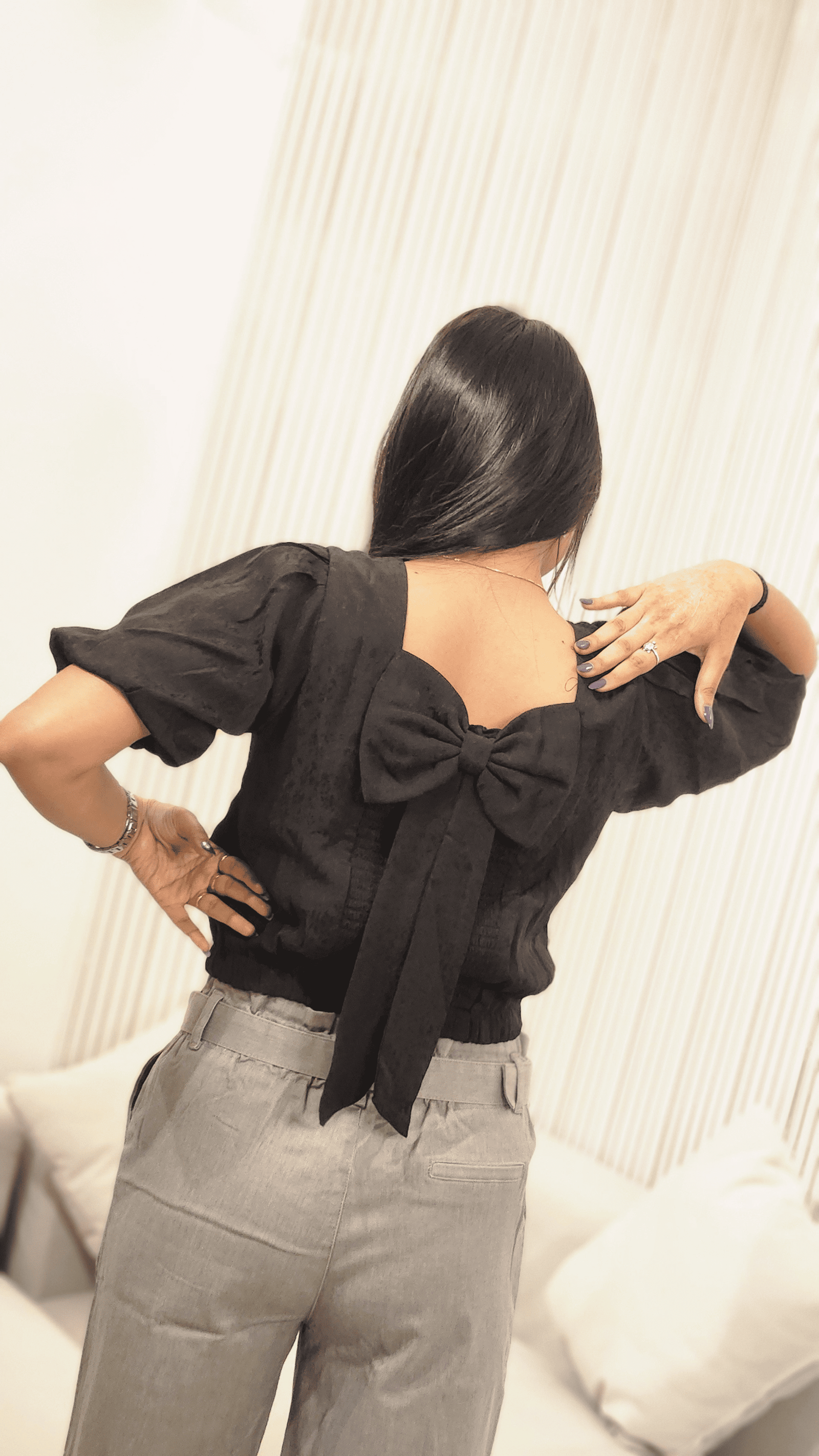 Women Solid Round Neck Crop Top