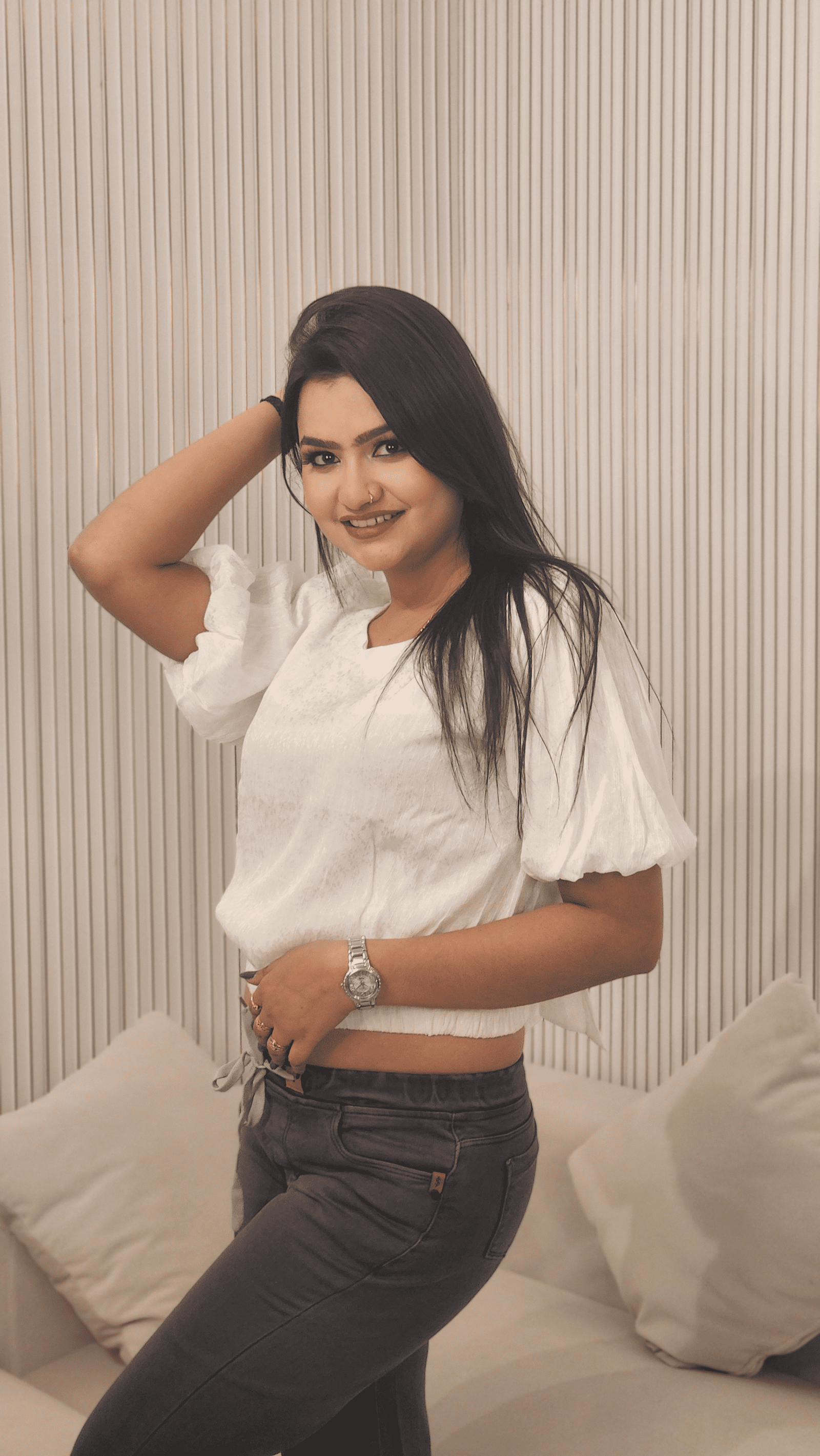 Women Solid Round Neck Crop Top