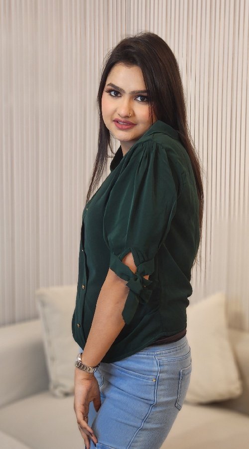 Black ,Green solid Opaque Casual Shirt