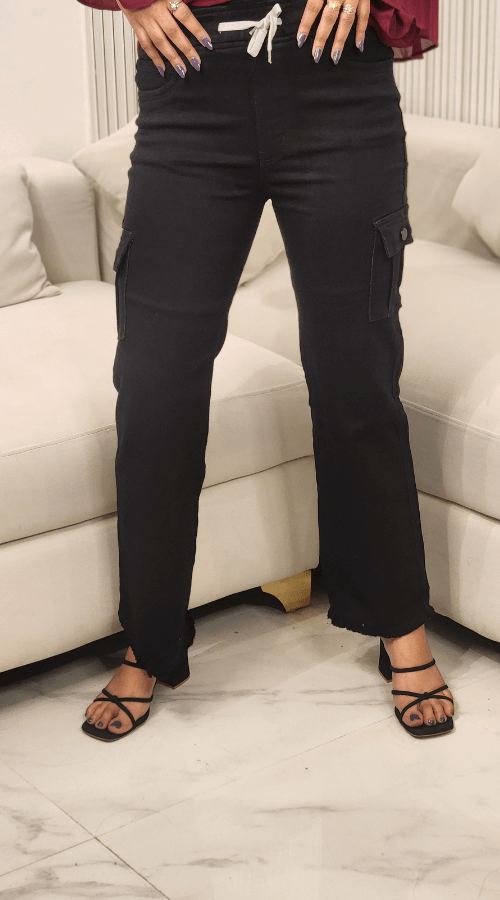 Women Straight Fit Stretchable Cargo Jeans