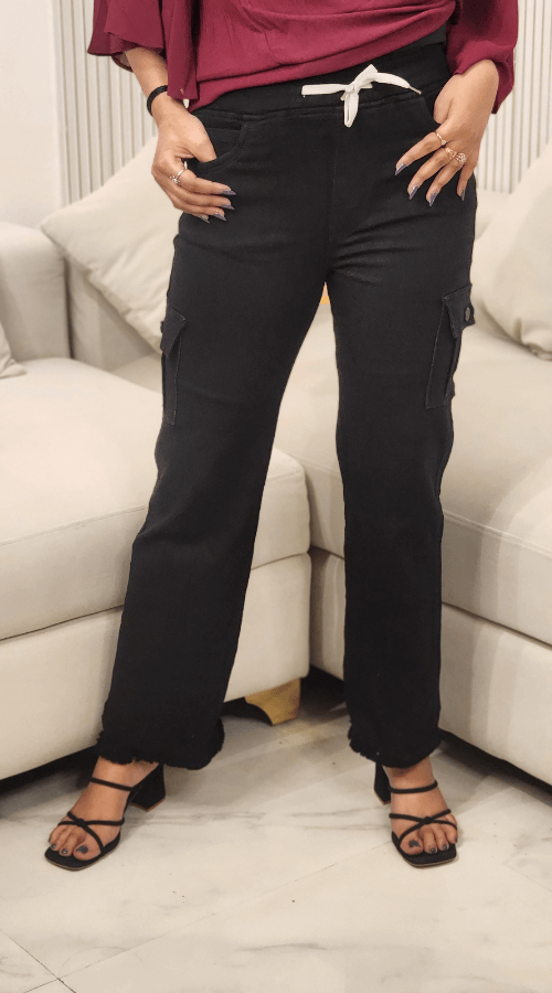 Women Straight Fit Stretchable Cargo Jeans