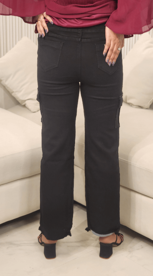 Women Straight Fit Stretchable Cargo Jeans