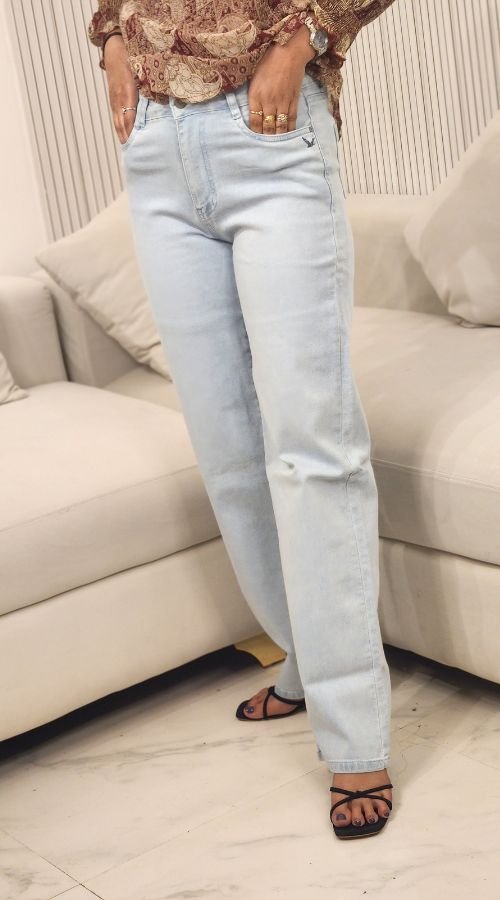 Women Straight Fit Jeans