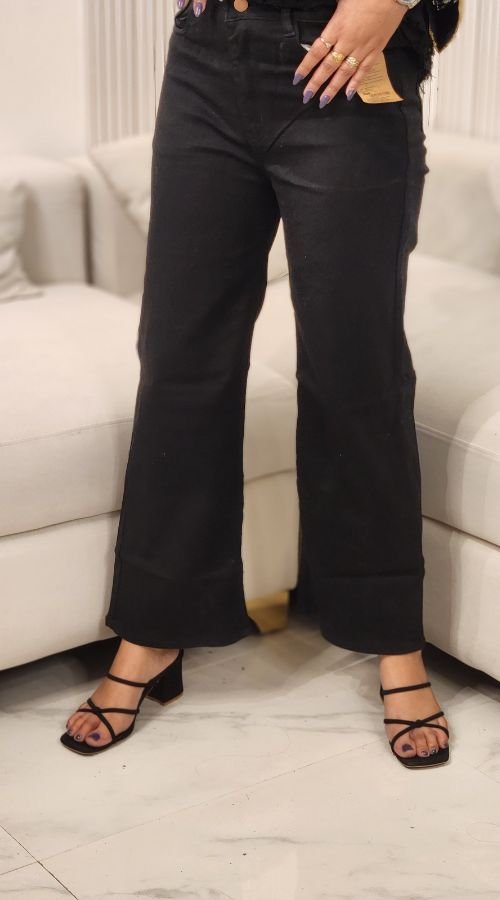 Women Straight Fit Jeans