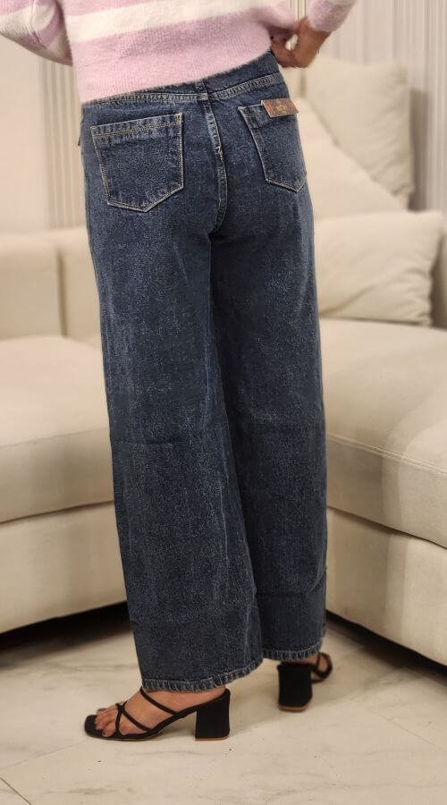 Women Regular High Rise Mildly Distressed Stretchable Jeans