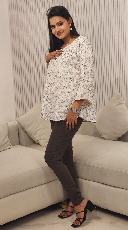 Women Skinny High Rise Relaxed Jeans