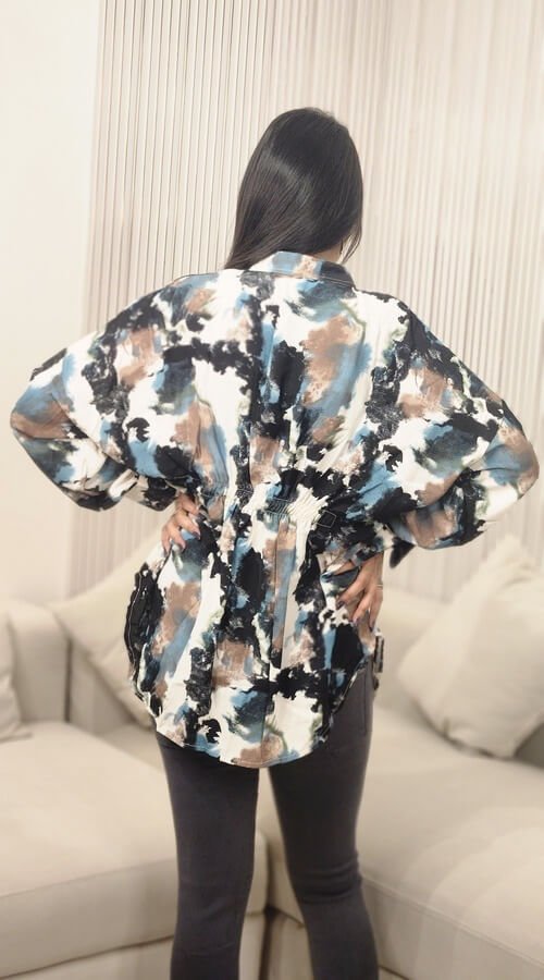 Long Cuffed Sleeves Shirt